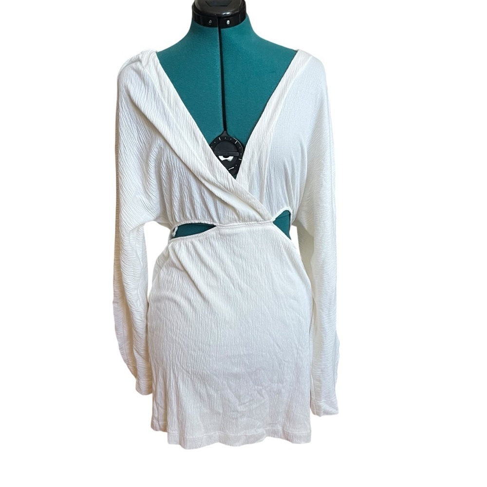 FP Beach White Side Cutout Long Sleeve Mini Dress